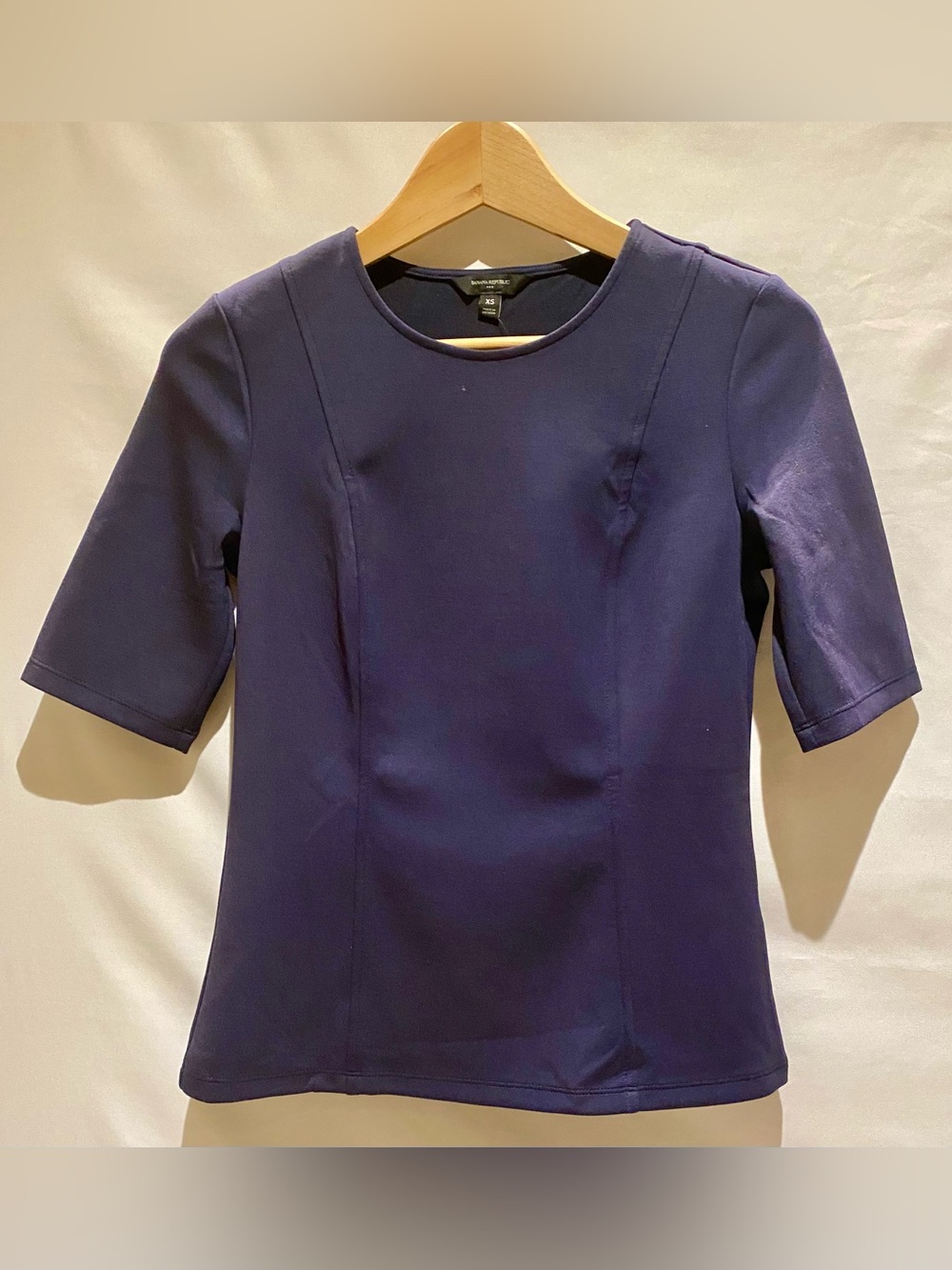 Banana Republic Soft Touch Fitted Top in Navy Blue, XS, NWT